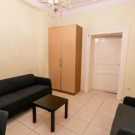 K Nest Hostel